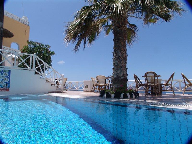 Cliff Side Suites Φηρά Εξωτερικό φωτογραφία